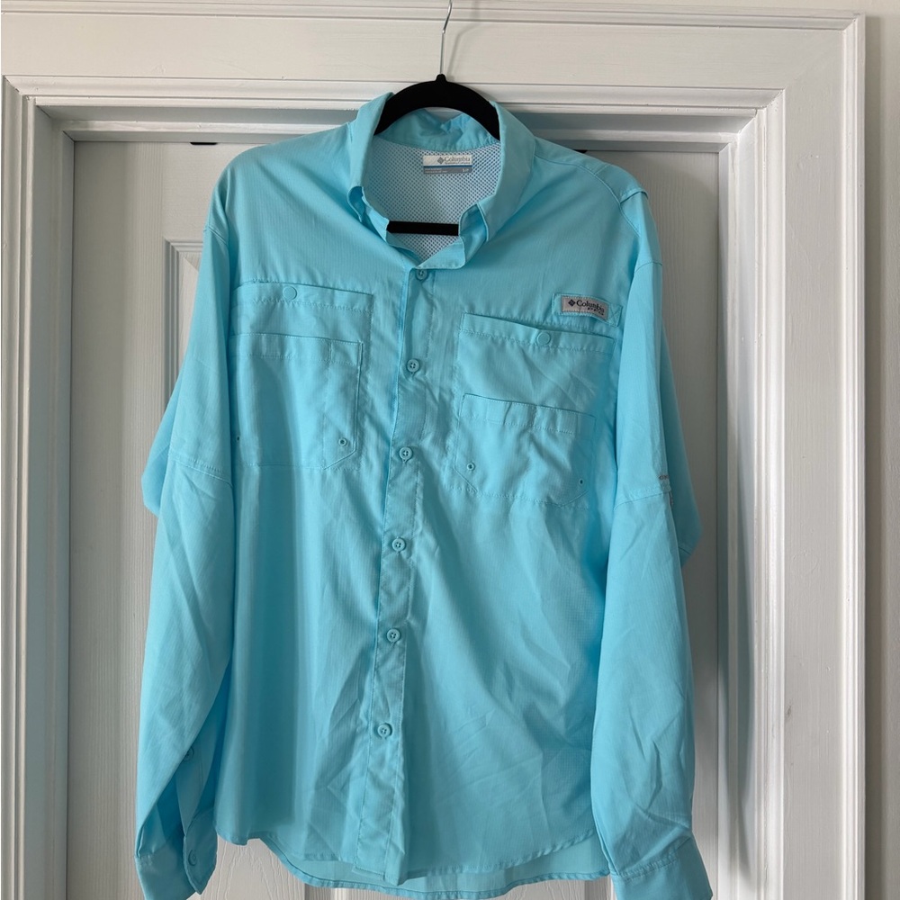 Columbia Light Aqua Men's Size Dmall Button-Front Fishing Shirt
